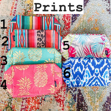 Load image into Gallery viewer, Monogram Make Up Bag